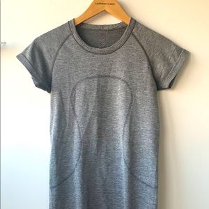 Lululemon swiftly tee